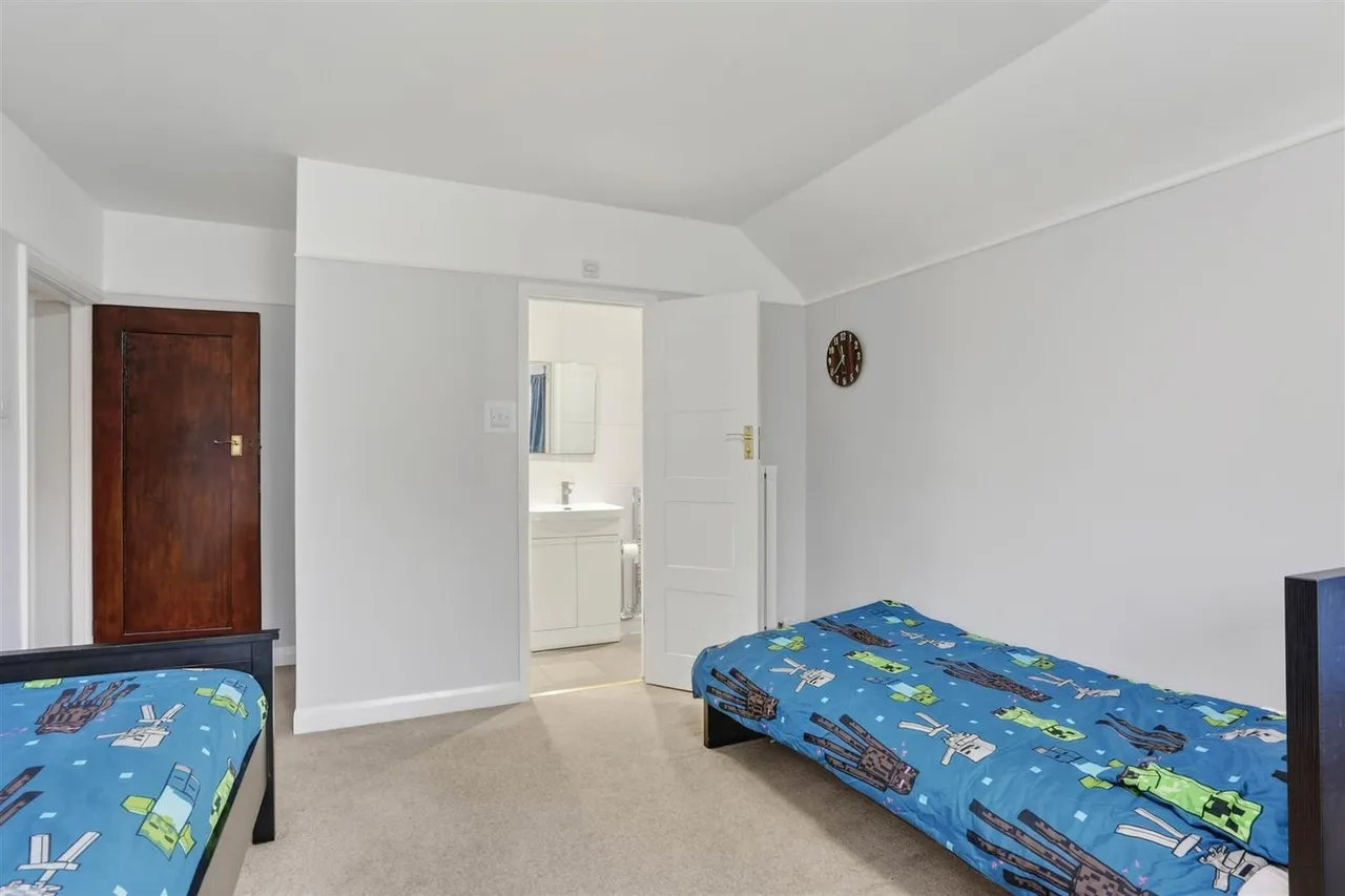 Chiltern Road, Sutton, SM2 5RD, photo 33