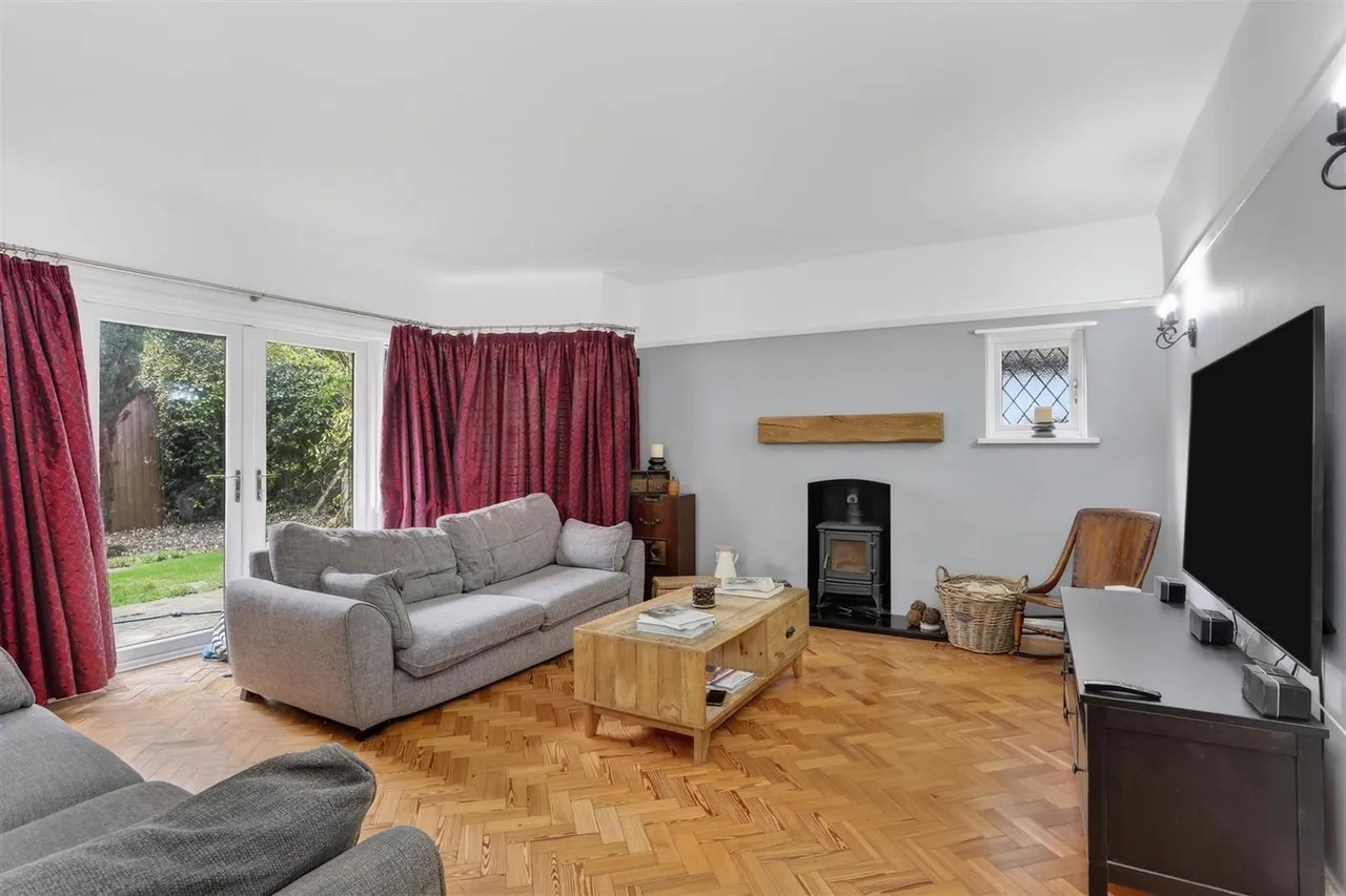 Chiltern Road, Sutton, SM2 5RD, photo 2