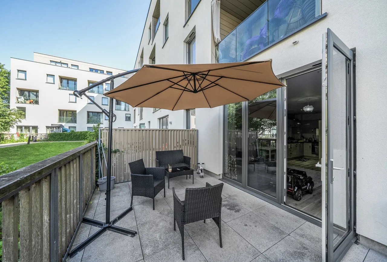 Capitol Way, London, NW9 0AU, photo 3