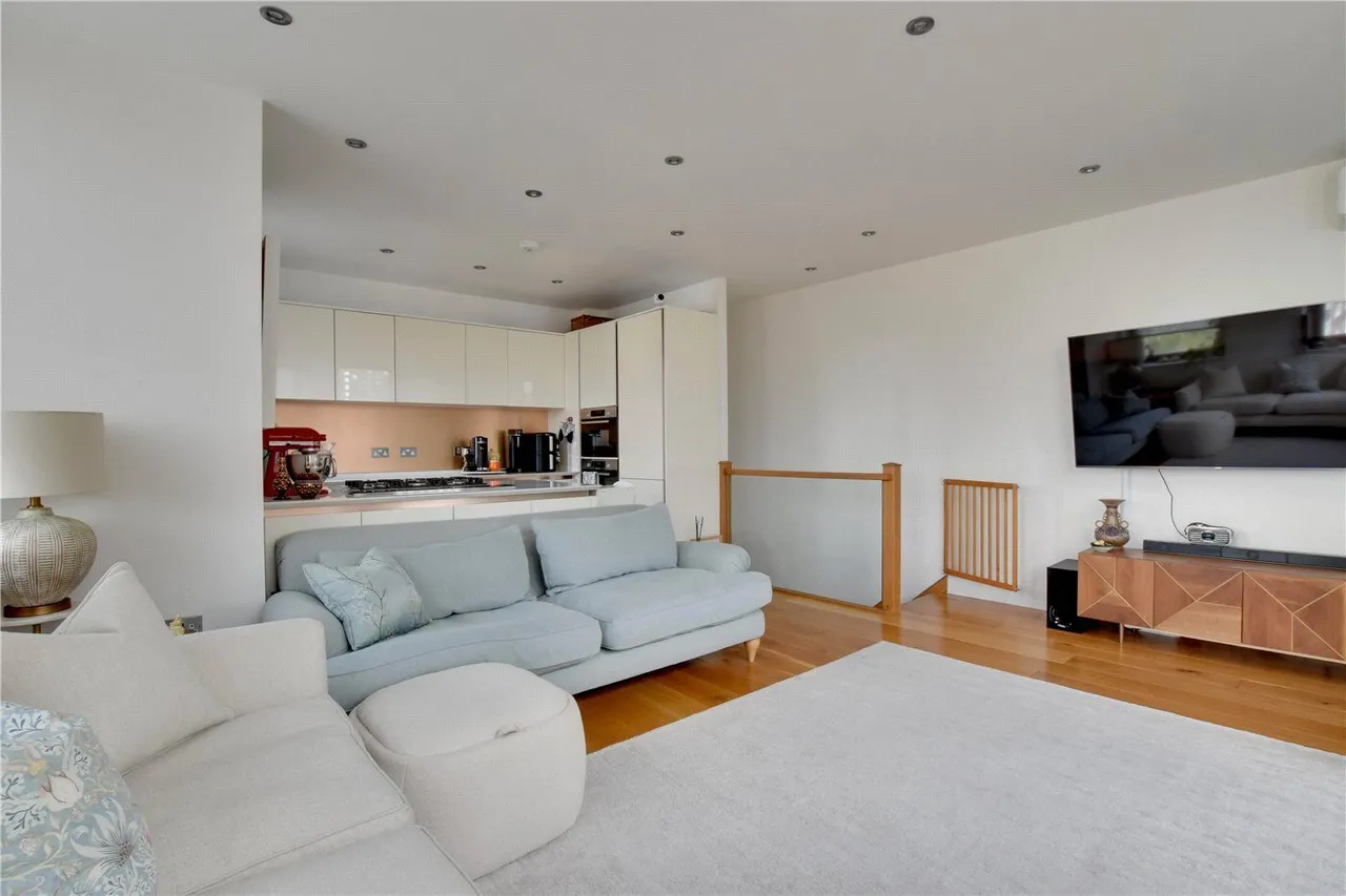 Bardsley Lane, Greenwich, SE10, photo 20