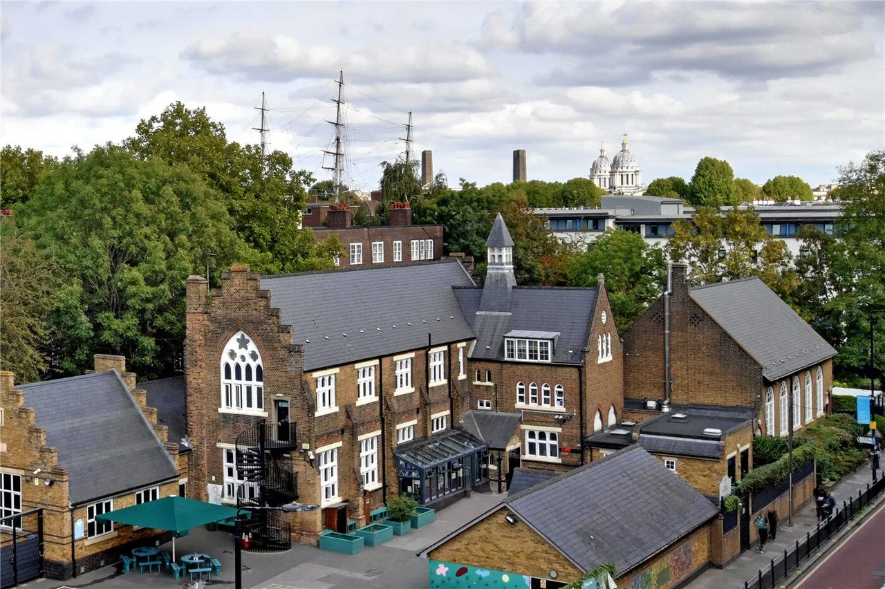 Bardsley Lane, Greenwich, SE10, photo 15