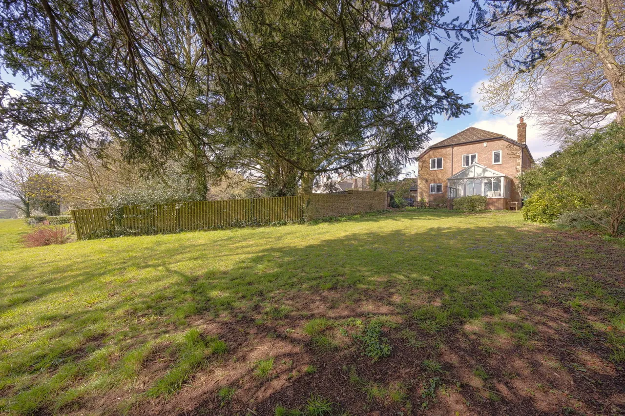 High Street, Seend, SN12, photo 23