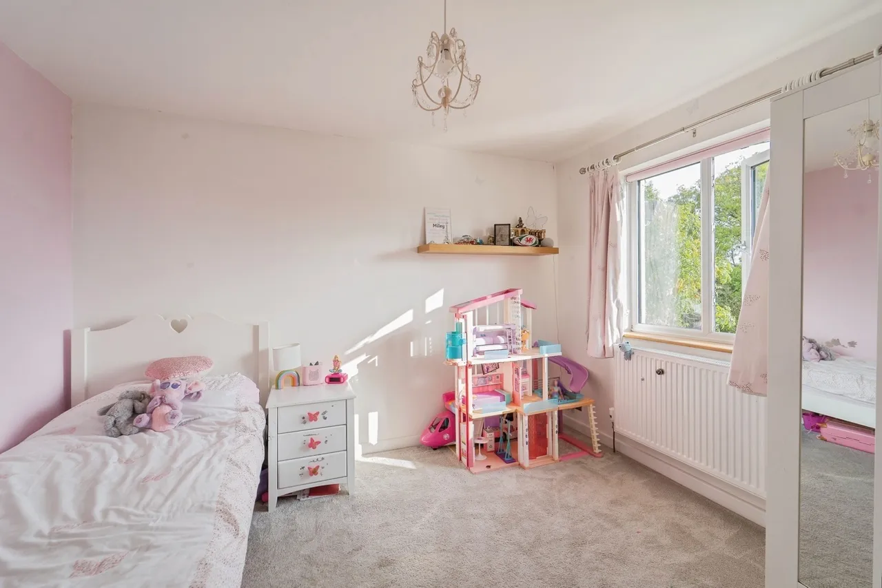Clover Park, Haverfordwest, SA61, photo 27