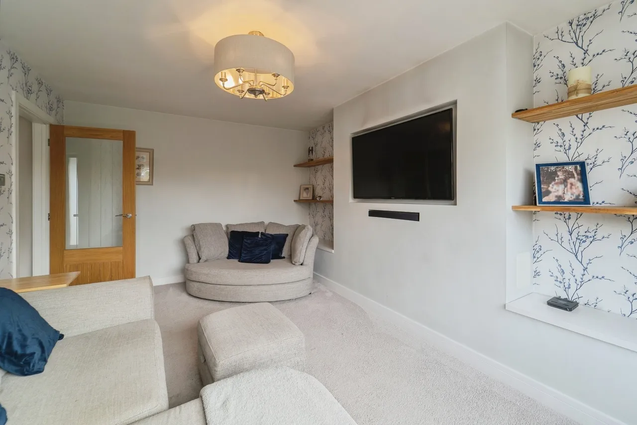 Clover Park, Haverfordwest, SA61, photo 10