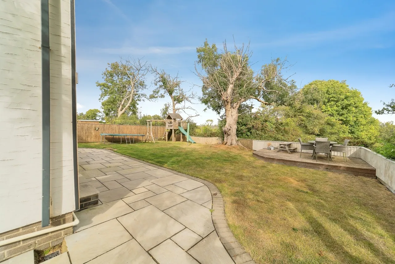 Clover Park, Haverfordwest, SA61, photo 29