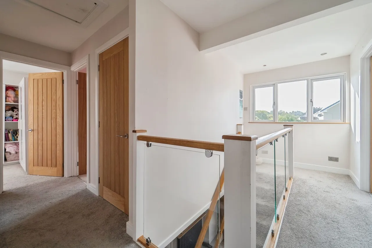 Clover Park, Haverfordwest, SA61, photo 14