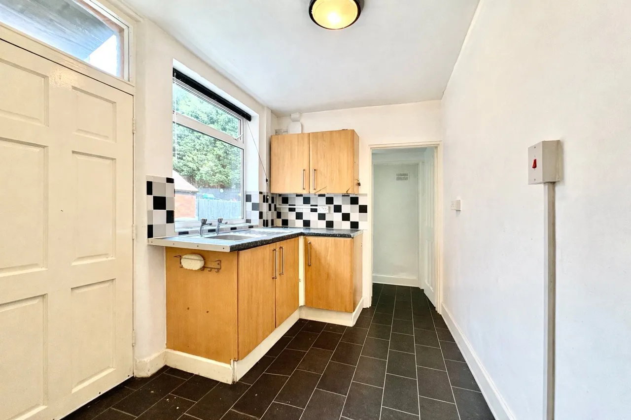 Westbury Road, Nuneaton, Warwickshire, CV10, photo 10
