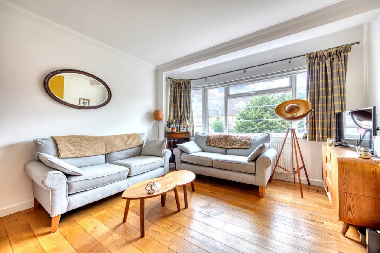 Cranbourne Court, South Woodford, photo 2