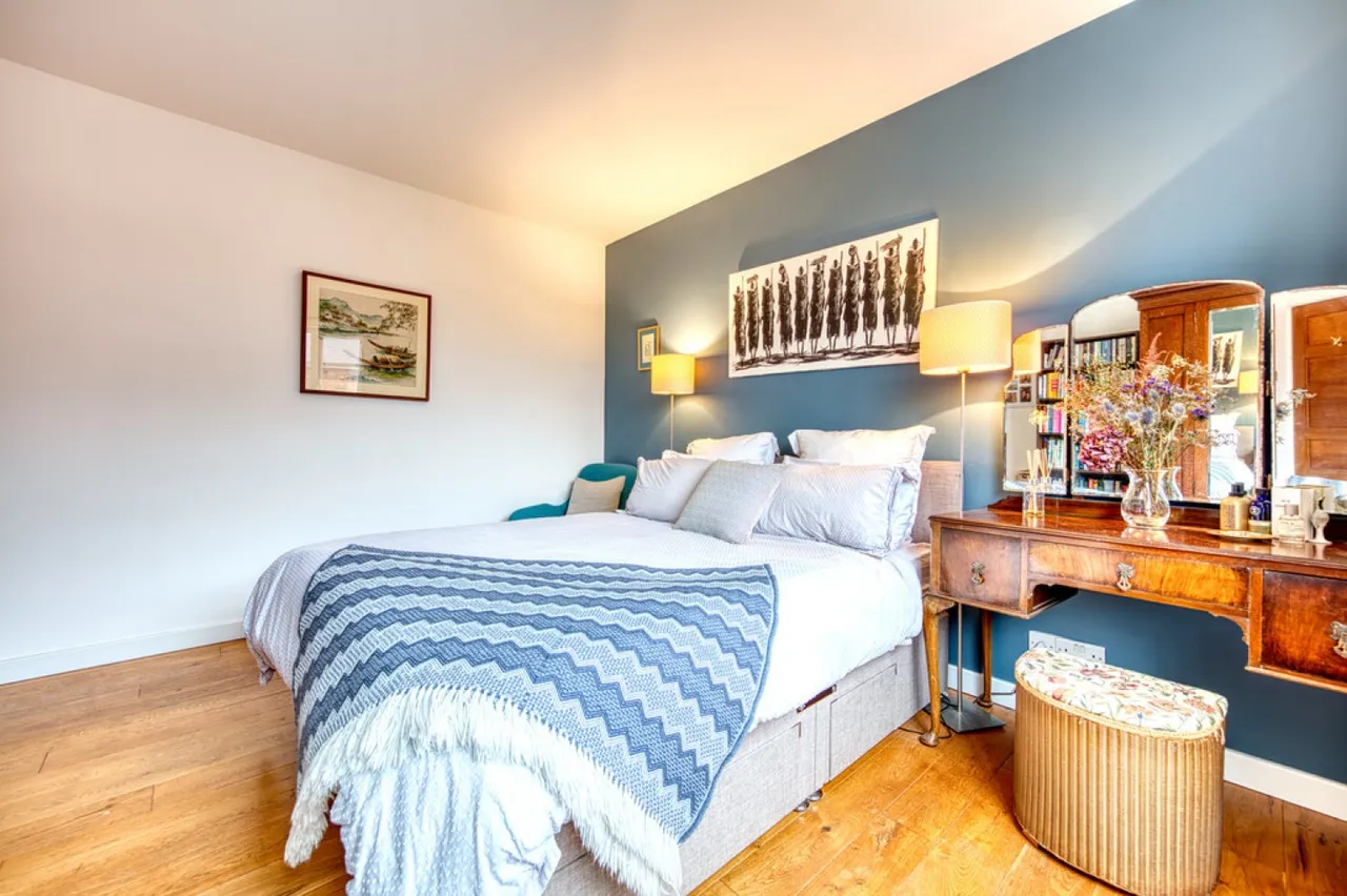 Cranbourne Court, South Woodford, photo 9