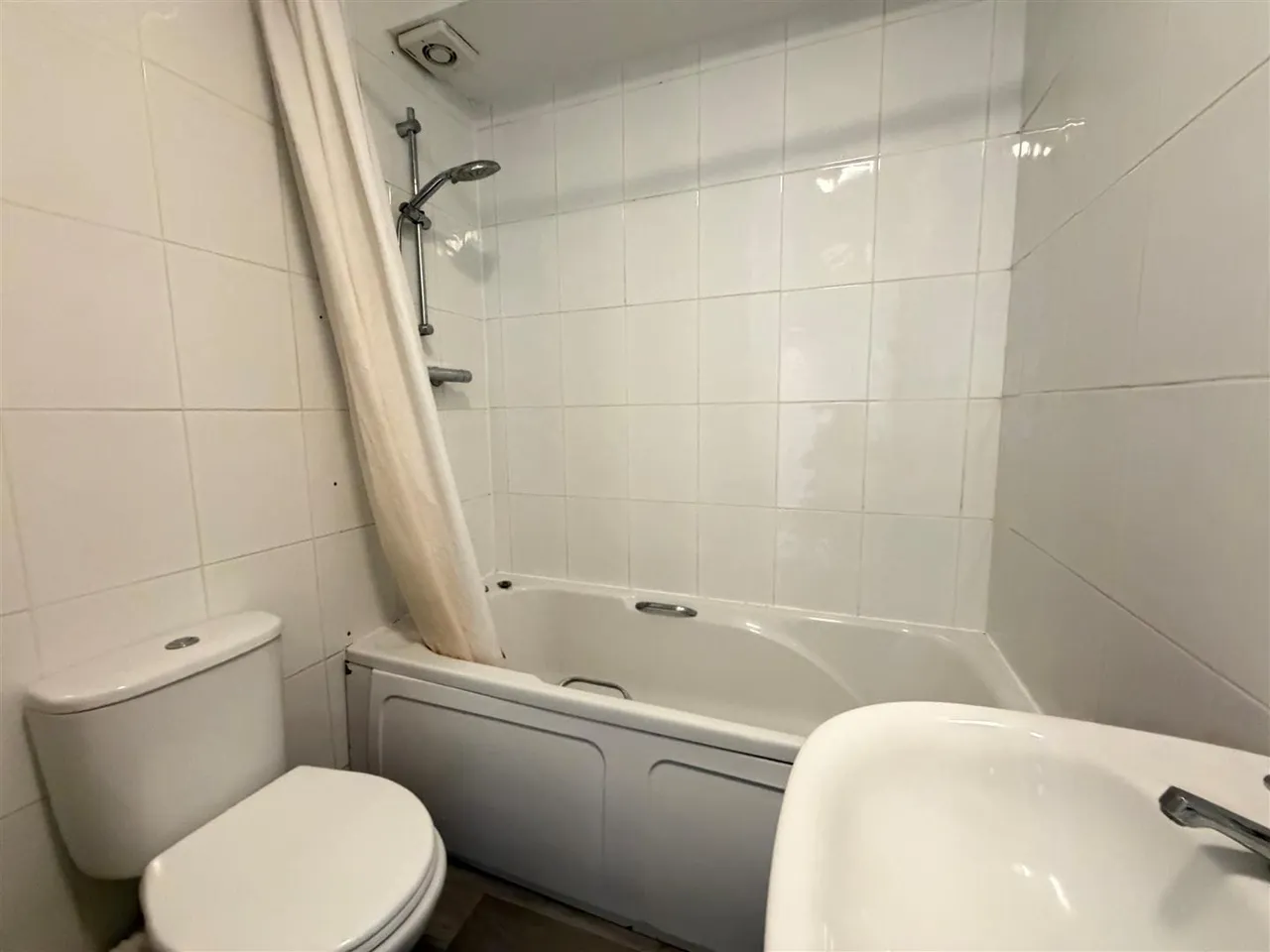 North Marine Road, Scarborough, YO12, photo 4