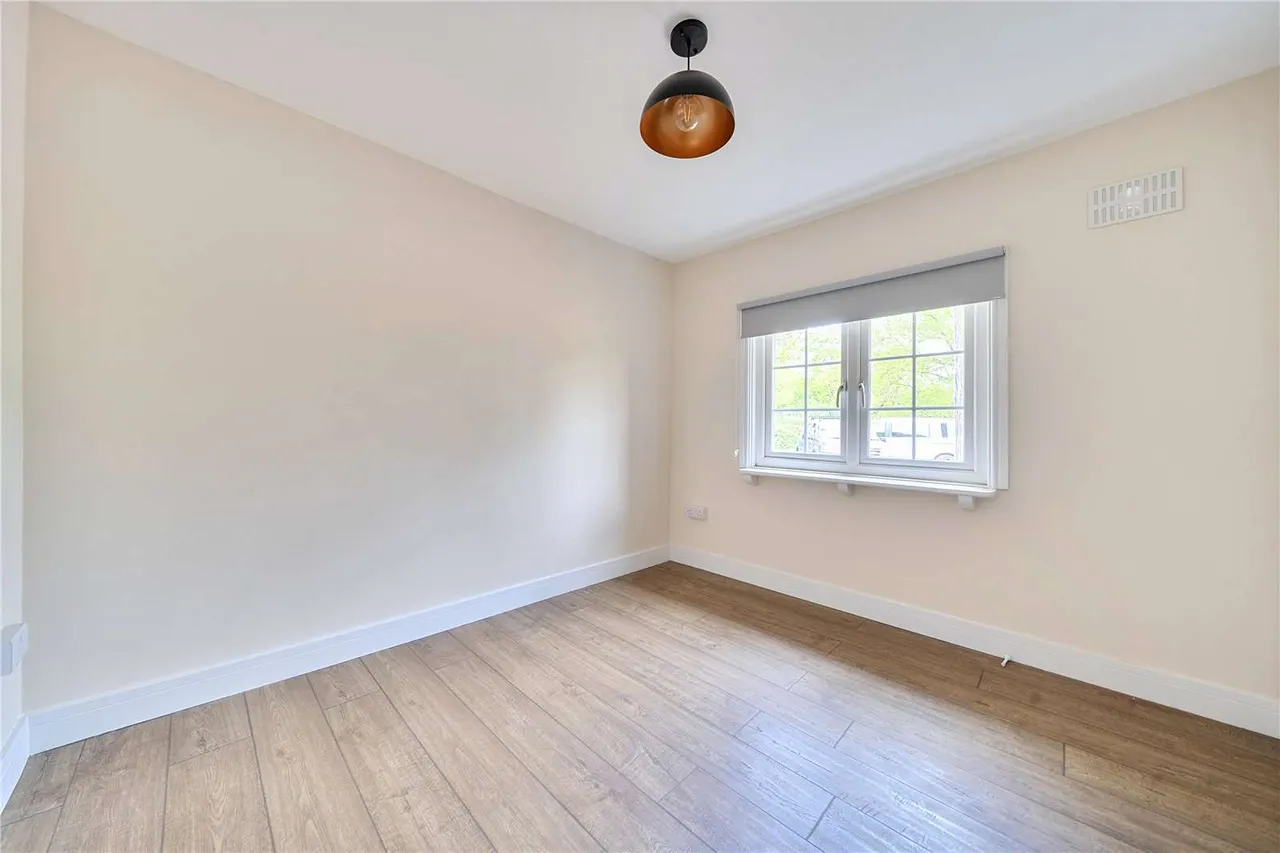 Hamptworth Road, Landford, Salisbury, Wiltshire, SP5 2EA, photo 6