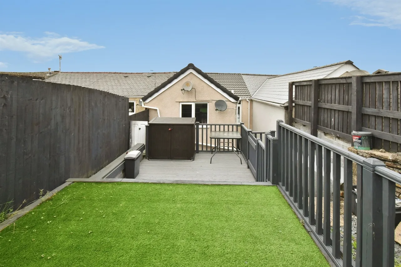 York Terrace, Tredegar, NP22, photo 10