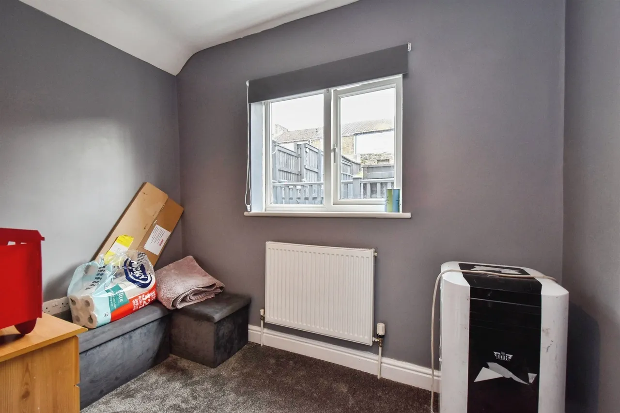 York Terrace, Tredegar, NP22, photo 9