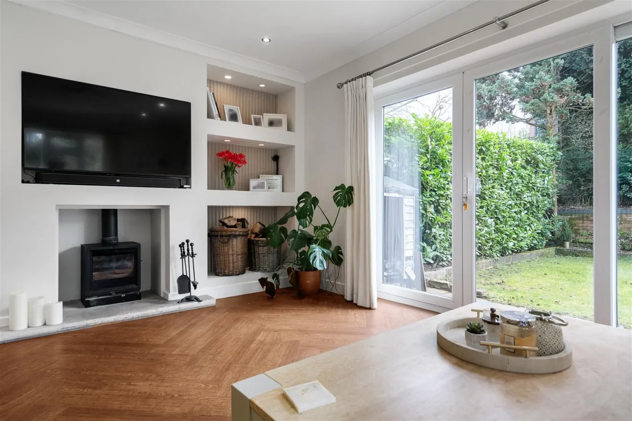 The Mews, Worsley, Manchester, photo 9