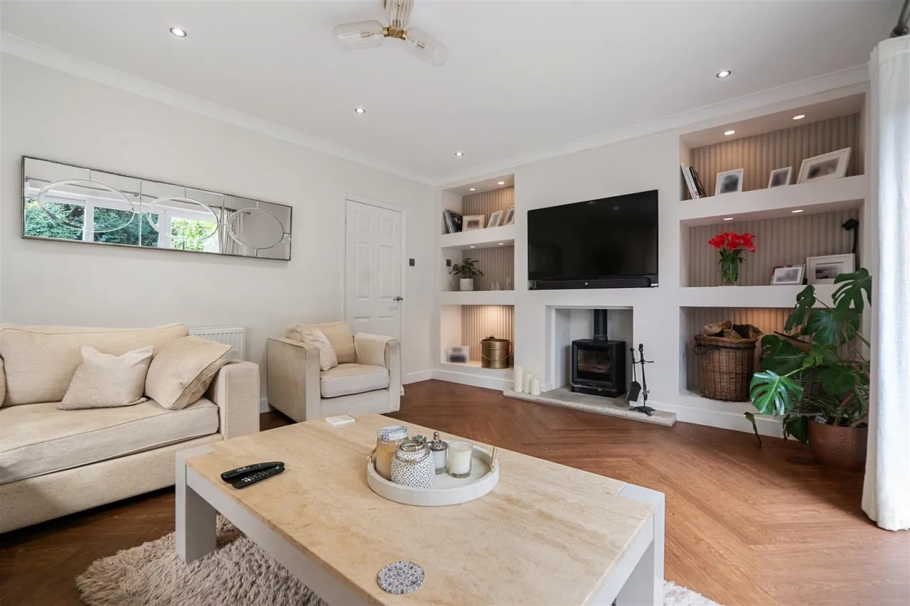 The Mews, Worsley, Manchester, photo 8