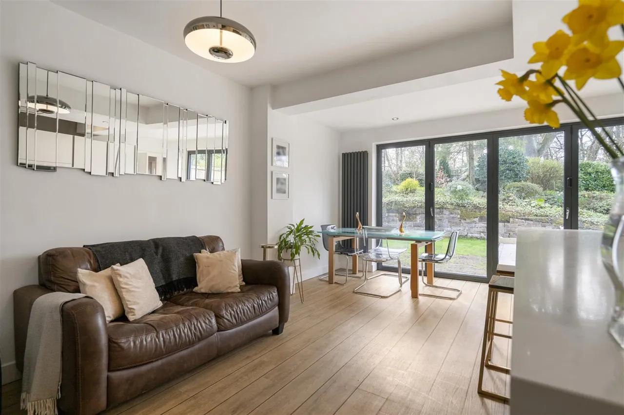 The Mews, Worsley, Manchester, photo 6