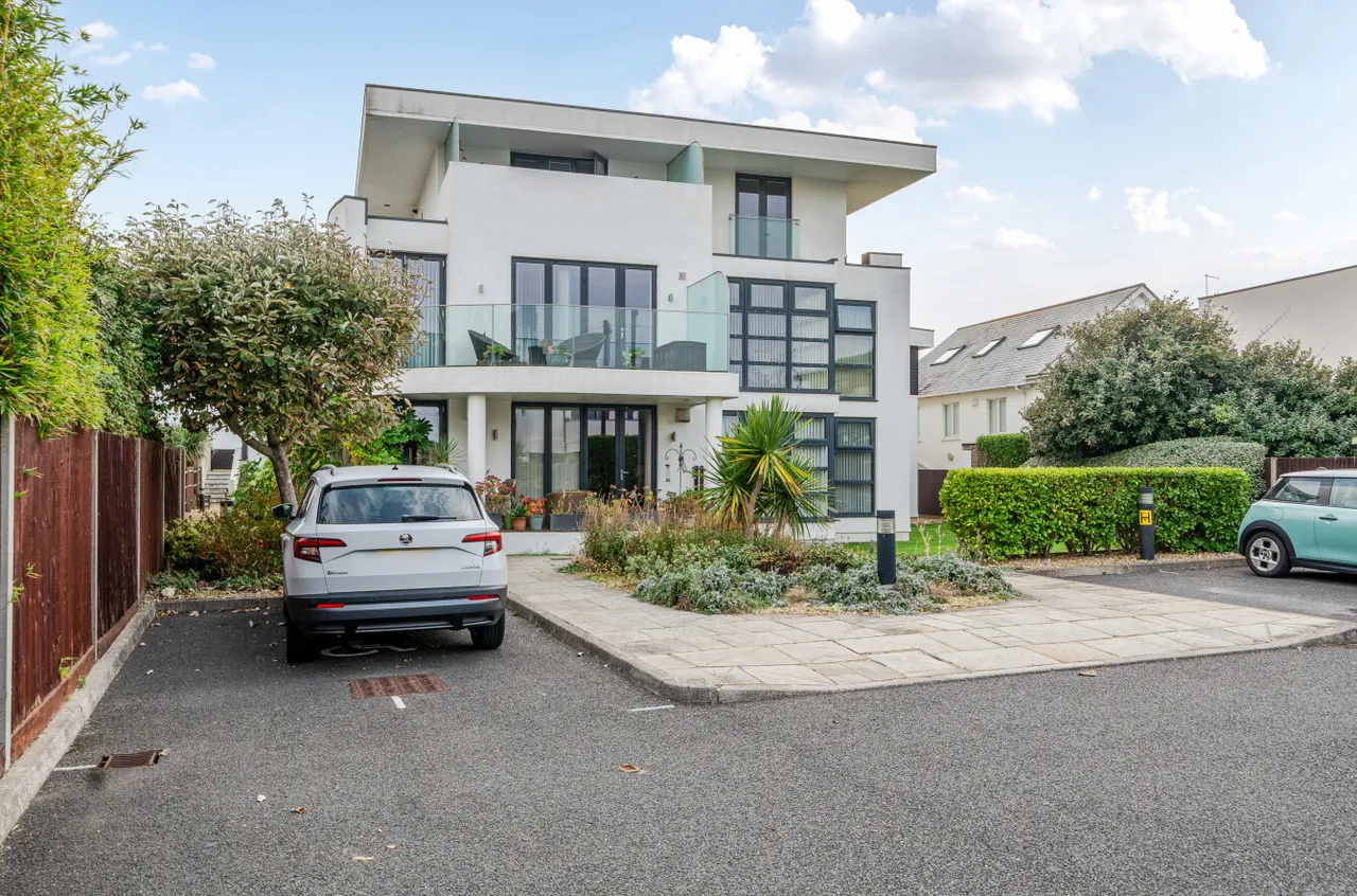 Eirene Road, Goring-by-Sea, BN12, photo 15