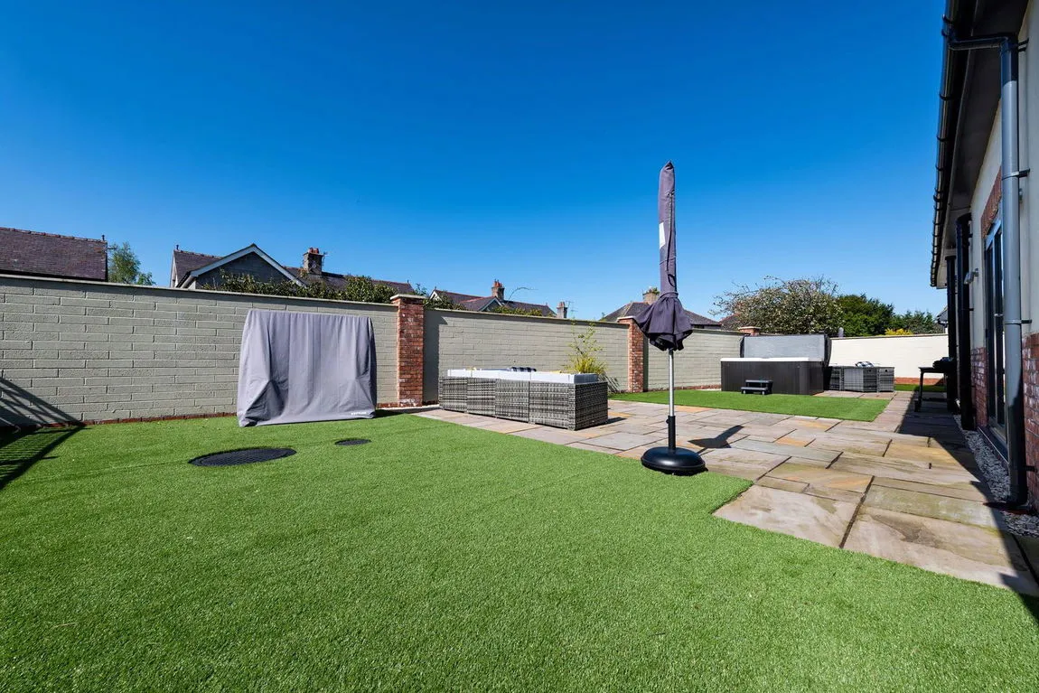 Upper Denbigh Road, St. Asaph, Denbighshire, LL17 0RW, photo 8