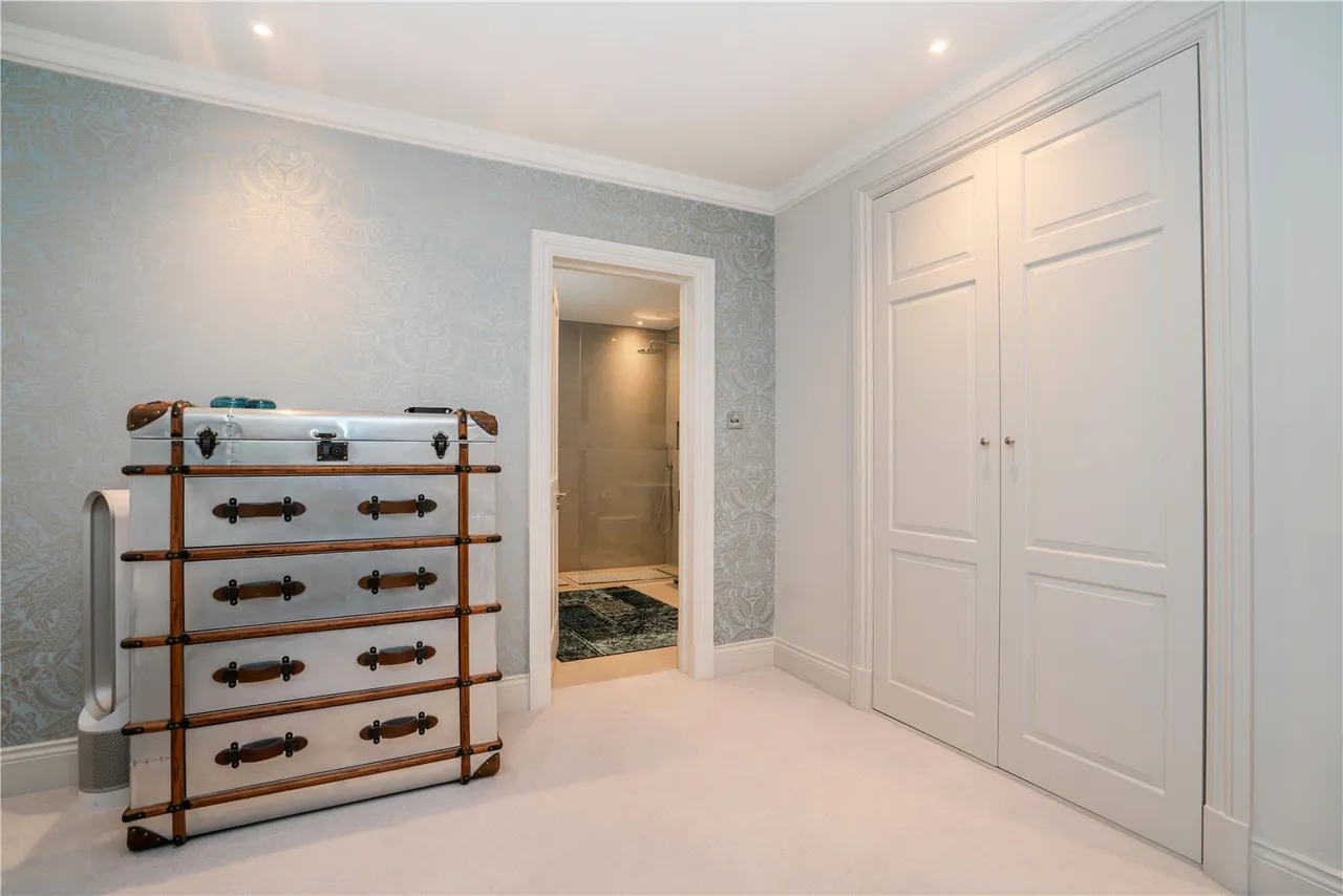 Clevedon Road, Twickenham, TW1, photo 9