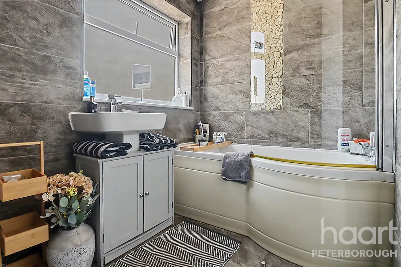 Sunnyville Road, Coates, PE7, photo 16