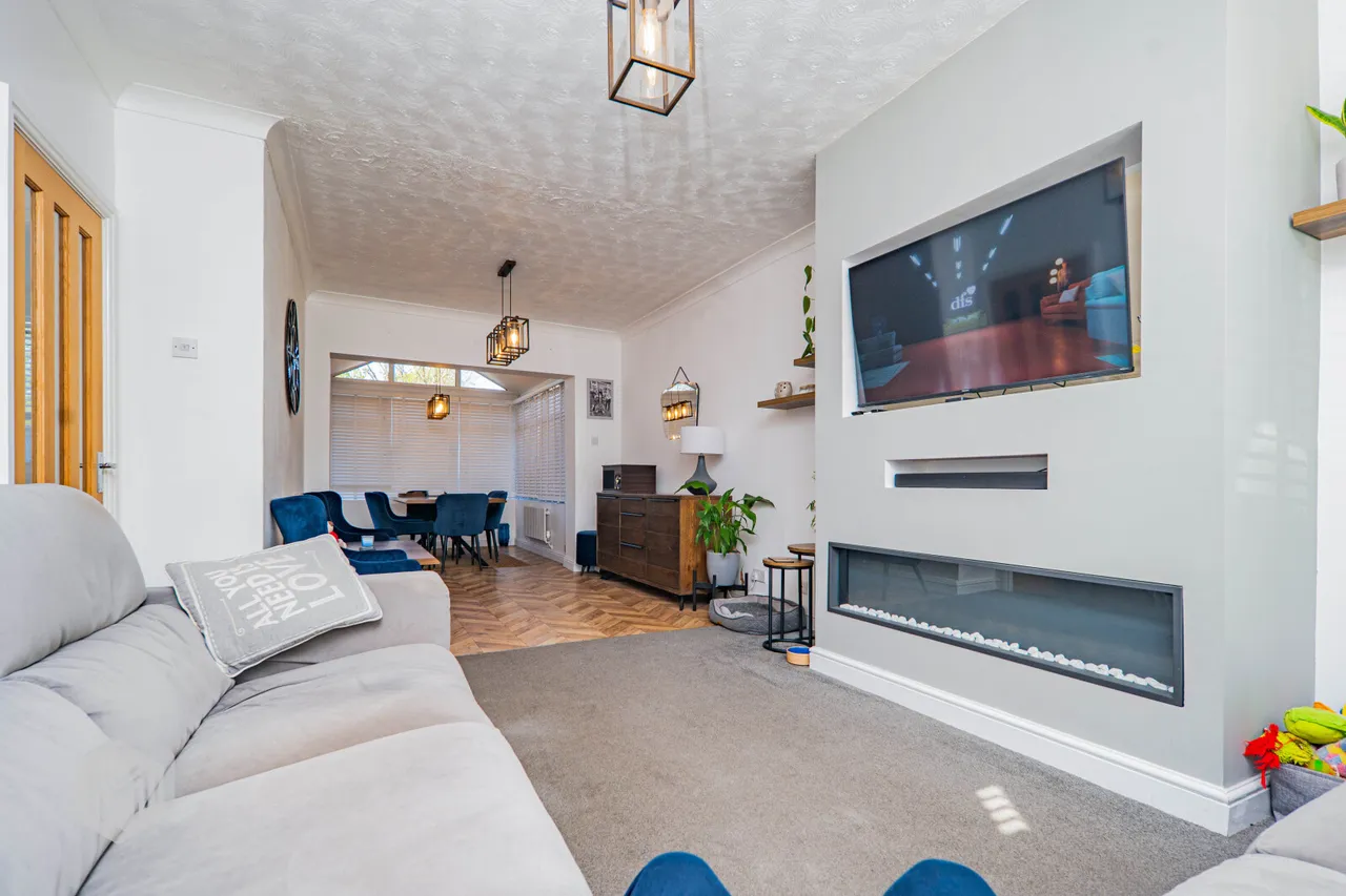 Stoneleigh Drive, Radcliffe, Manchester, M26 1HA, photo 7