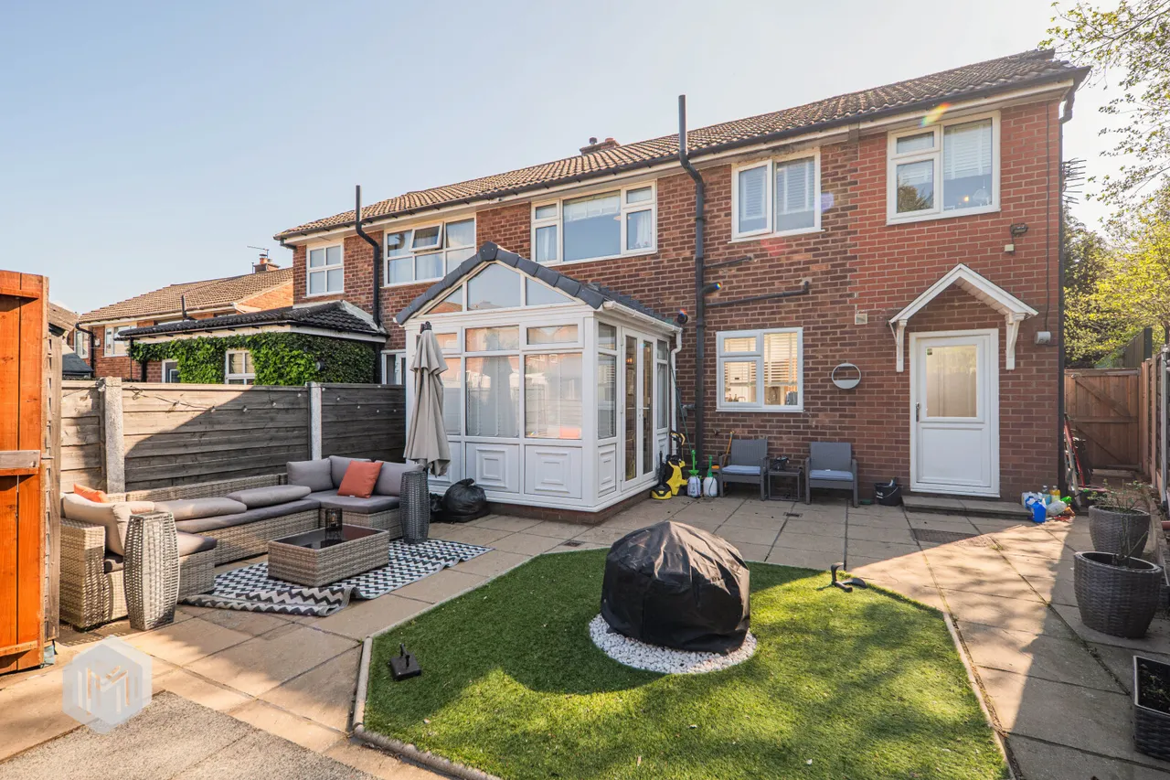 Stoneleigh Drive, Radcliffe, Manchester, M26 1HA, photo 11