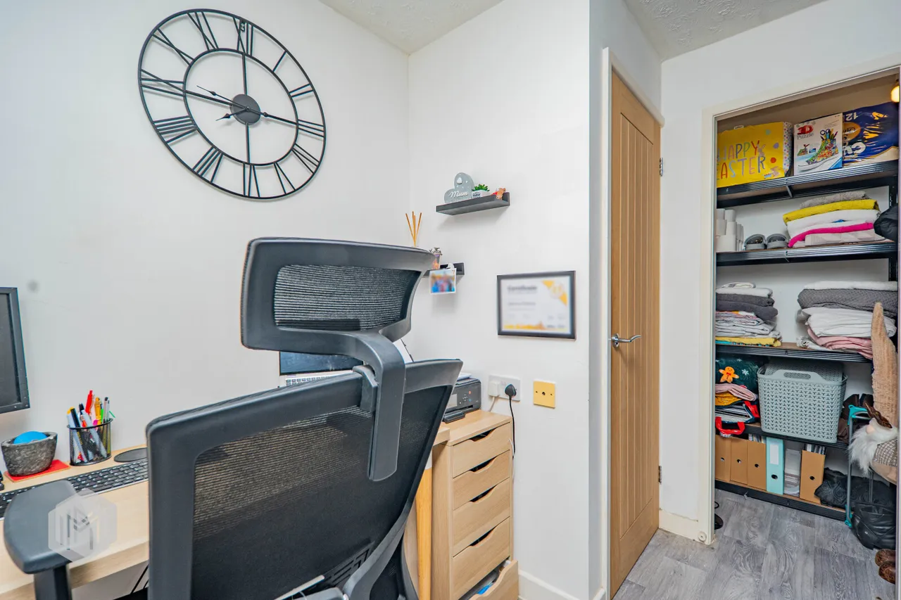 Stoneleigh Drive, Radcliffe, Manchester, M26 1HA, photo 21