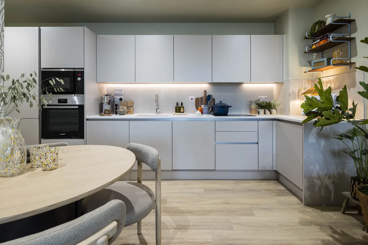 Flat 233 Marble House, 50 Masonry Place, Hayes, photo 6