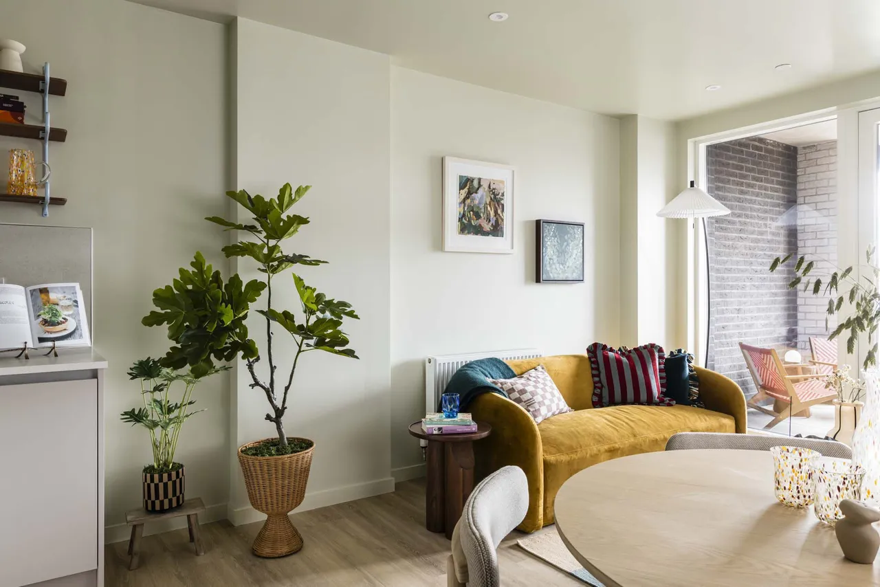 Flat 233 Marble House, 50 Masonry Place, Hayes, photo 8