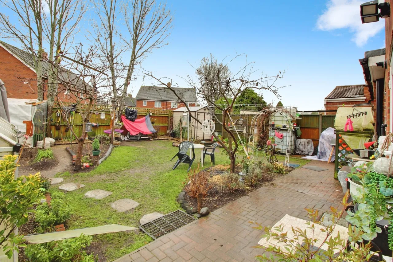 Crown Street, New England, PE1, photo 11