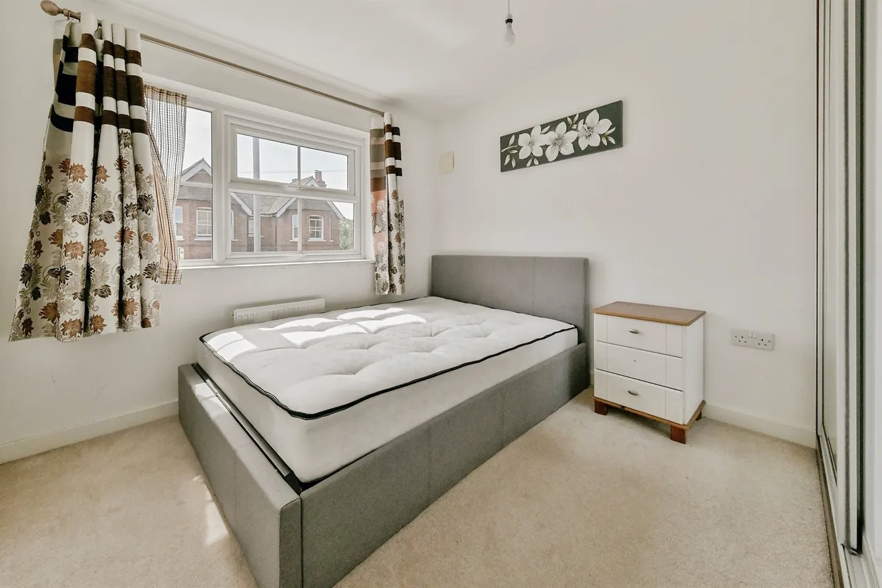 Fishers Green Road, Stevenage, SG1, photo 6