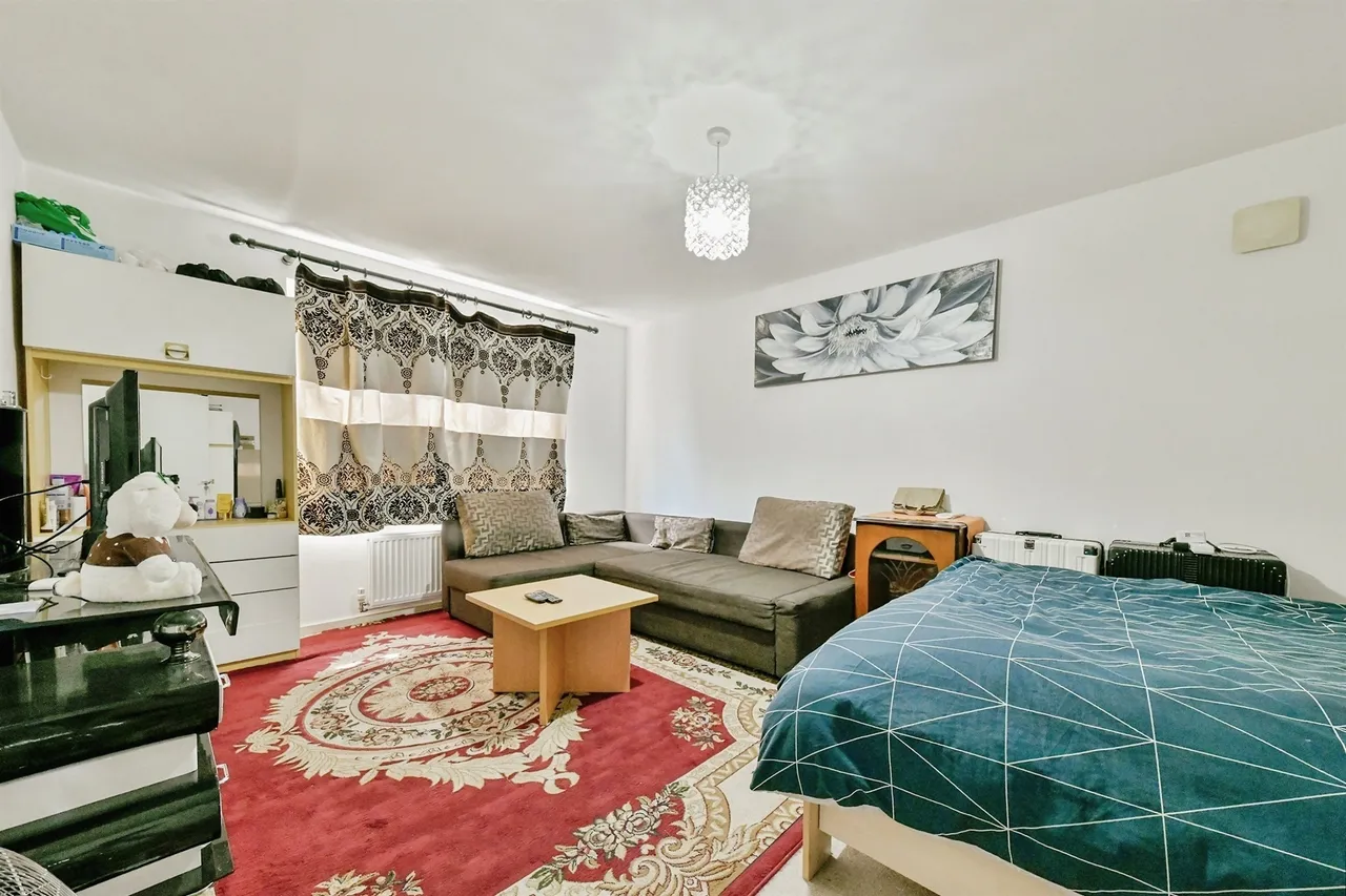Fishers Green Road, Stevenage, SG1, photo 3