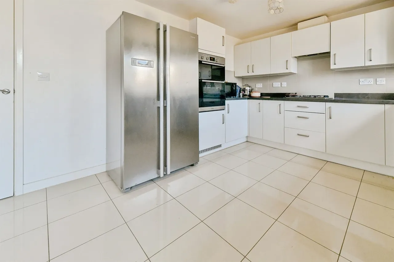 Fishers Green Road, Stevenage, SG1, photo 19
