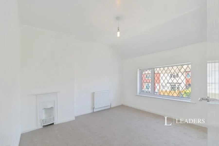 Lansdowne Grove, Wigston, LE18, photo 11