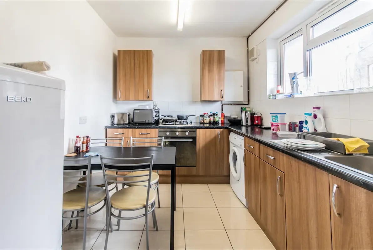 2 bed flat to rent, Tradescant Road, London, SW8