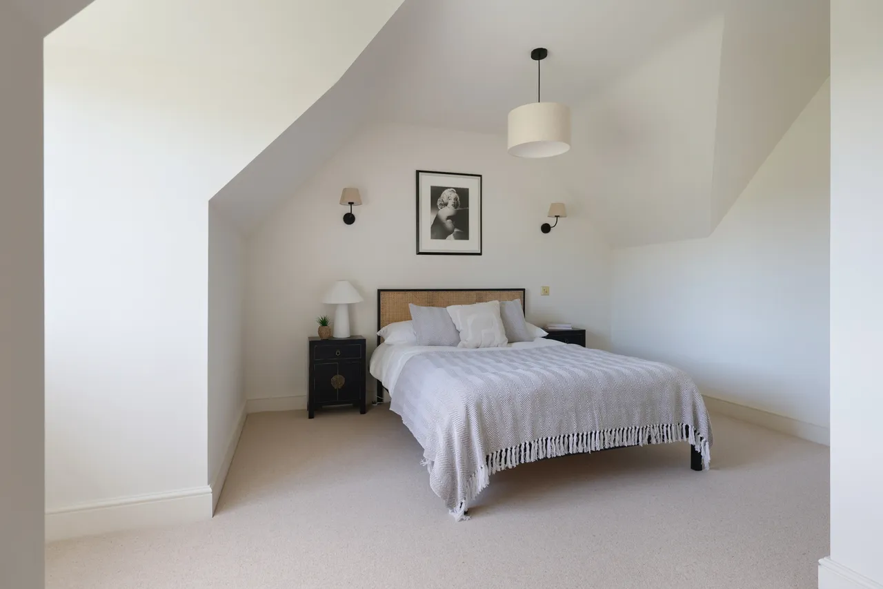 Old Farm Close, Charlwood, RH6, photo 22