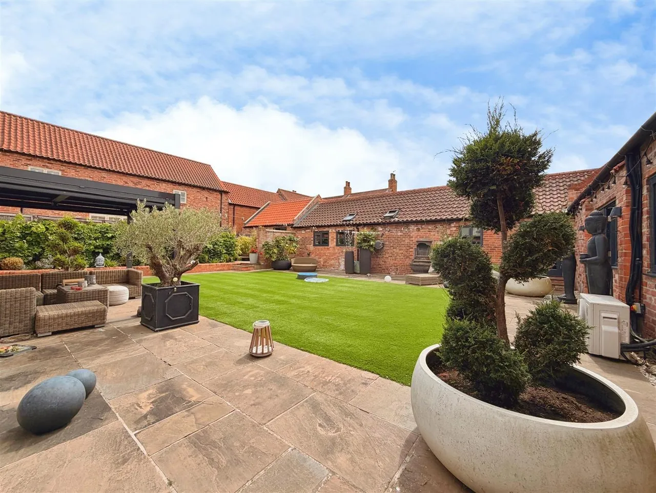 Sutton, Retford, photo 50