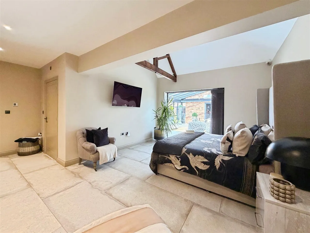 Sutton, Retford, photo 42