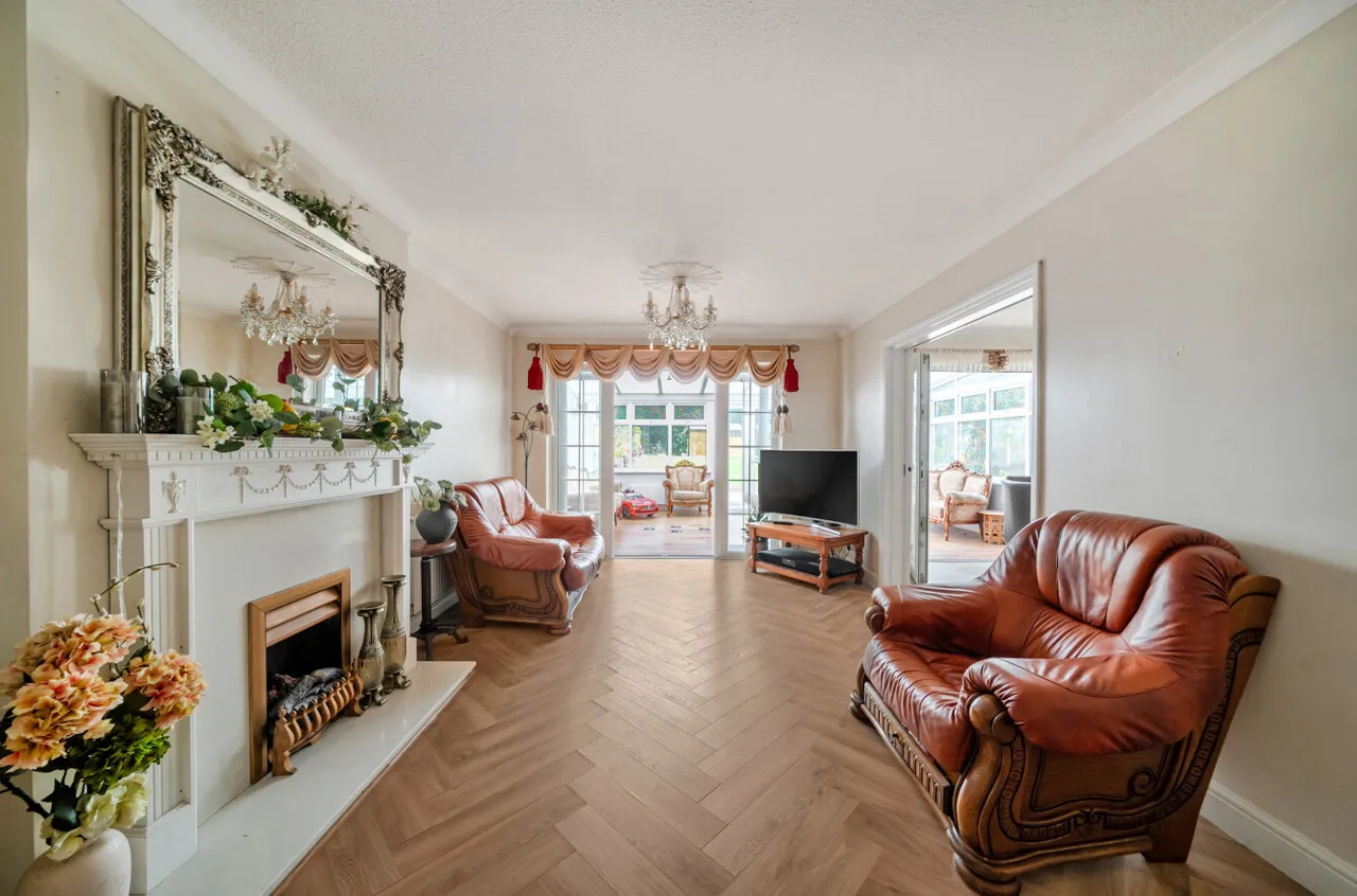 The Riding, Woking, GU21, photo 28