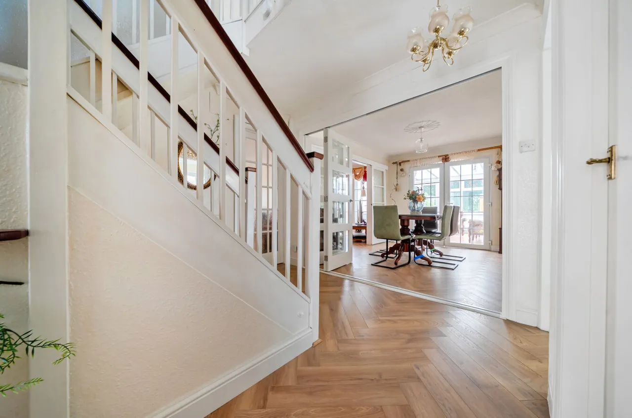 The Riding, Woking, GU21, photo 21