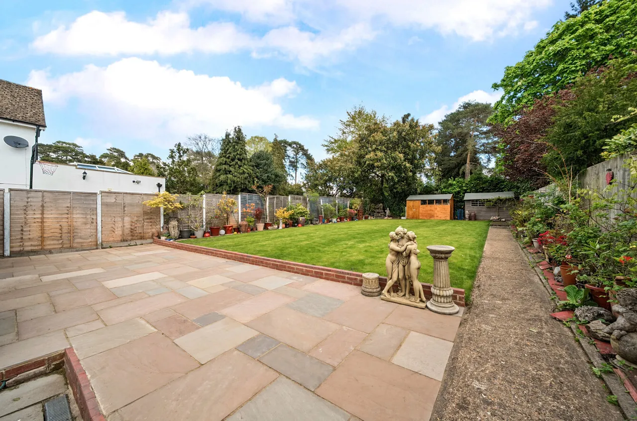 The Riding, Woking, GU21, photo 23