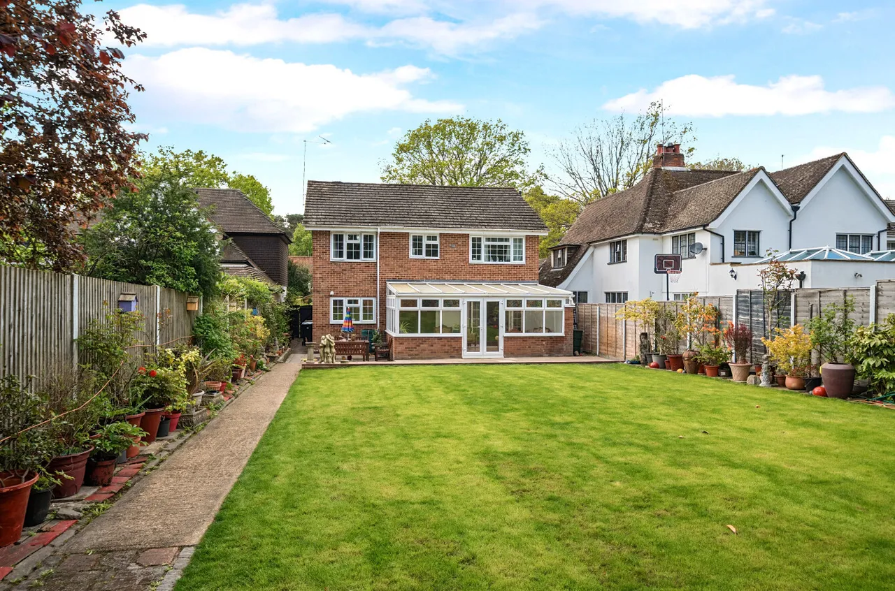 The Riding, Woking, GU21, photo 25