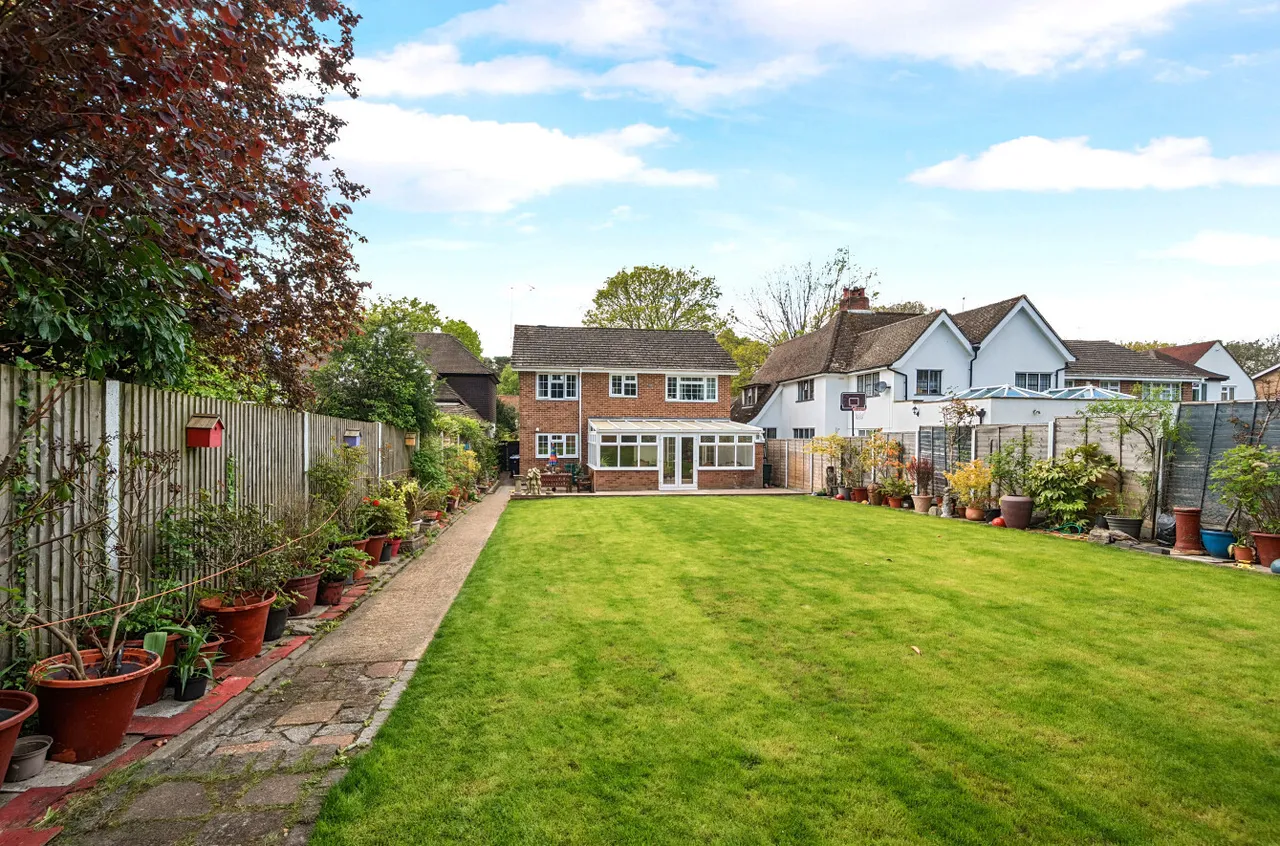 The Riding, Woking, GU21, photo 33