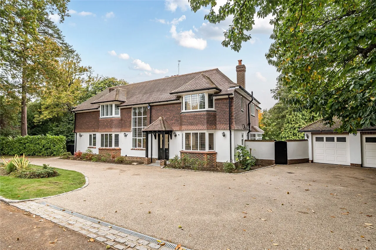 4 bed property for sale — Forest Ridge, Keston, BR2