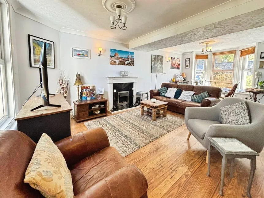 2 bed house for sale — Blenheim Road, Deal, Kent, CT14