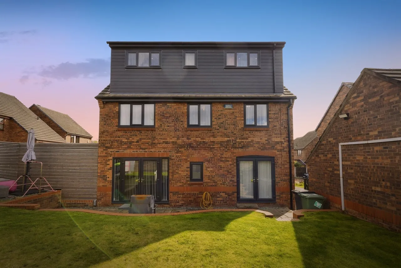 Harewood Way, LEEDS, photo 12