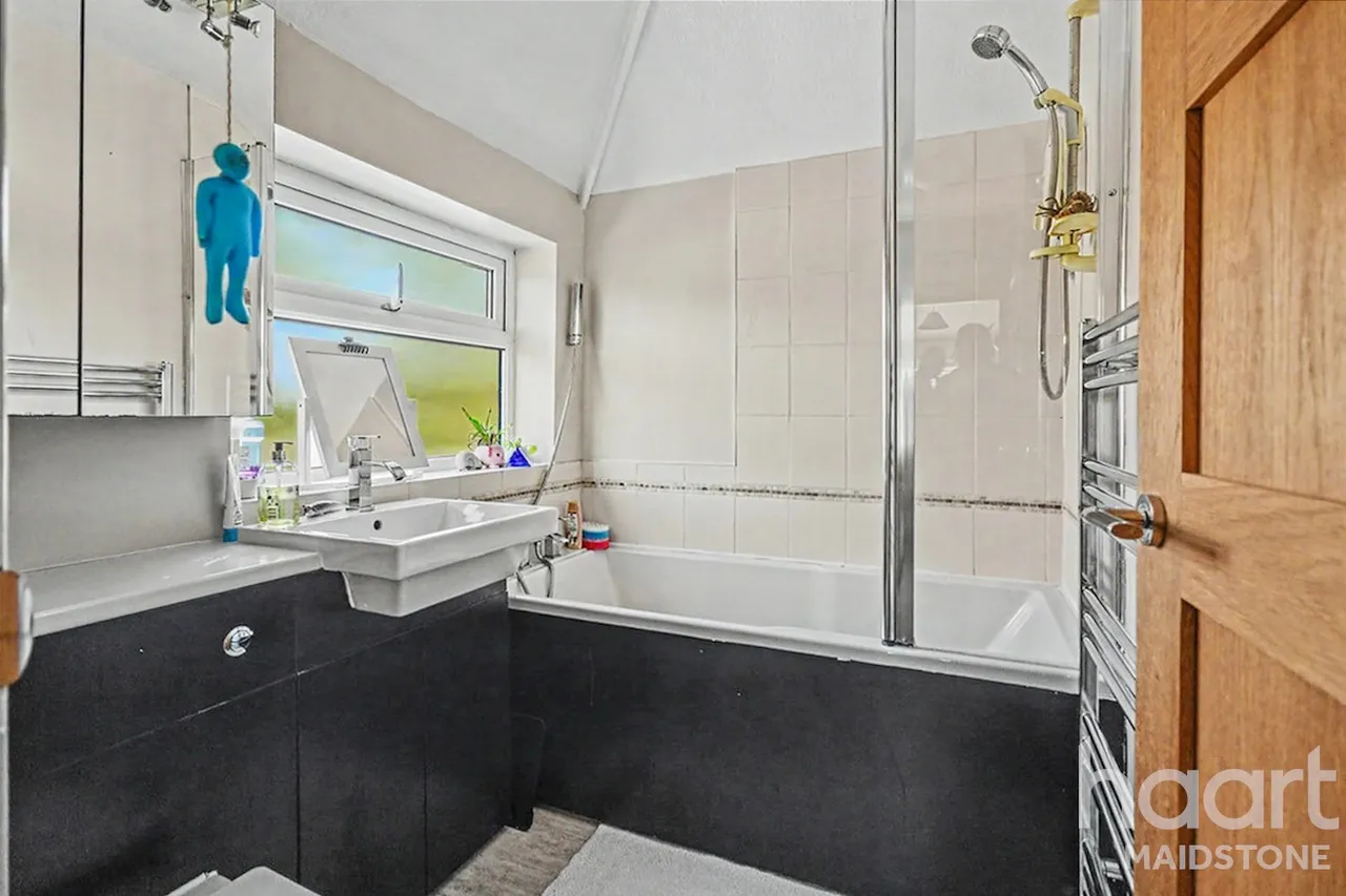 Garden Close, Maidstone, ME15, photo 10