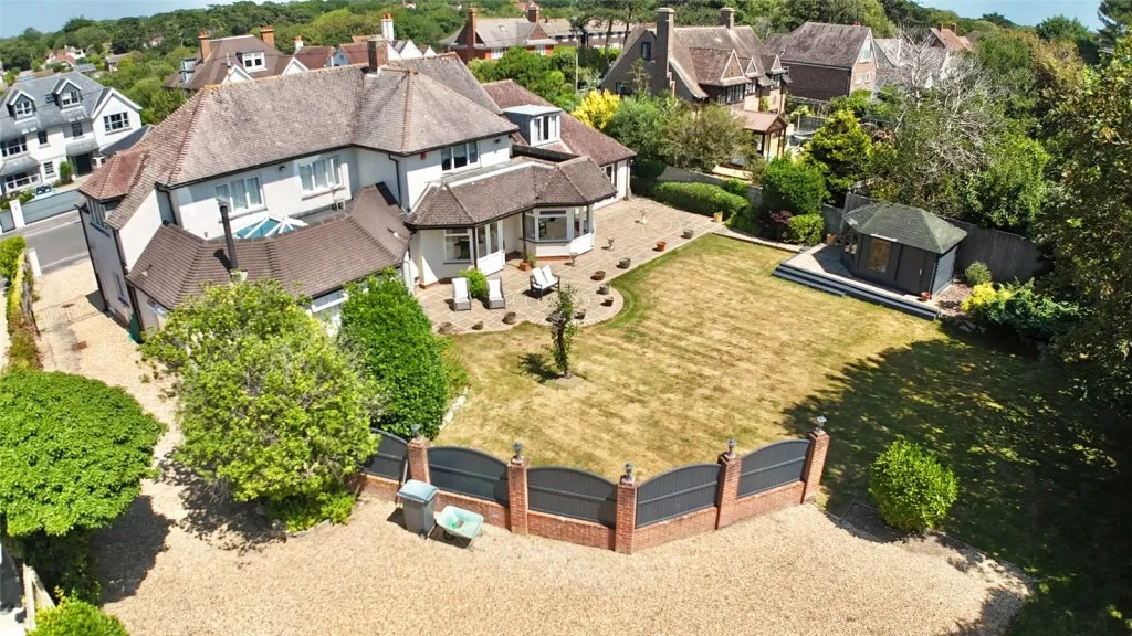 Milford on Sea, Lymington, photo 37