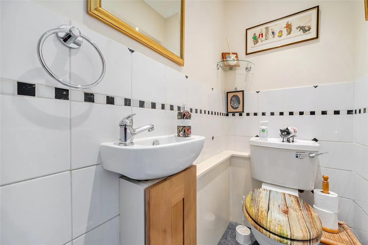 Sunnyfield Road, Chislehurst, BR7, photo 17