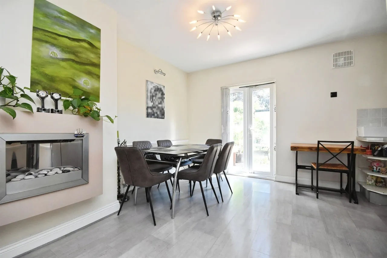 Knighton Road, Romford, photo 4